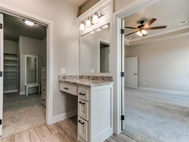 701 S Cimarron Road, Yukon, OK 73099