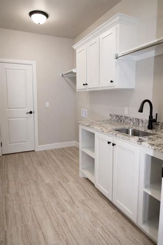 701 S Cimarron Road, Yukon, OK 73099