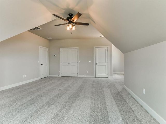 701 S Cimarron Road, Yukon, OK 73099