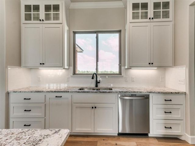 701 S Cimarron Road, Yukon, OK 73099