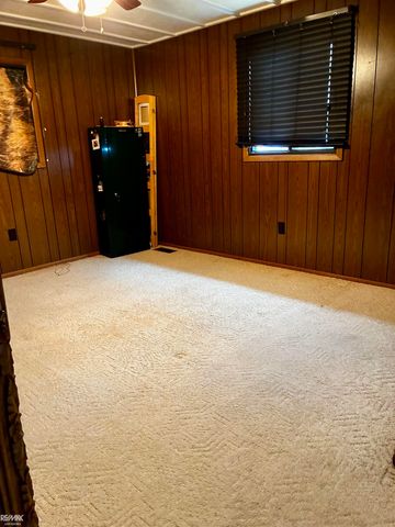 4800 Maxson Drive, Beaverton, MI 48628