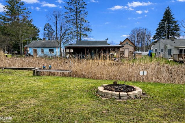 4800 Maxson Drive, Beaverton, MI 48628