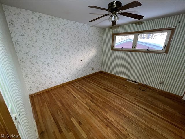 4440 Hillcroft Drive, Warrensville Heights, OH 44128