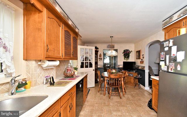 561 PARK AVE, Harleysville, PA 19438