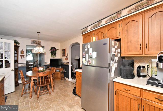 561 PARK AVE, Harleysville, PA 19438