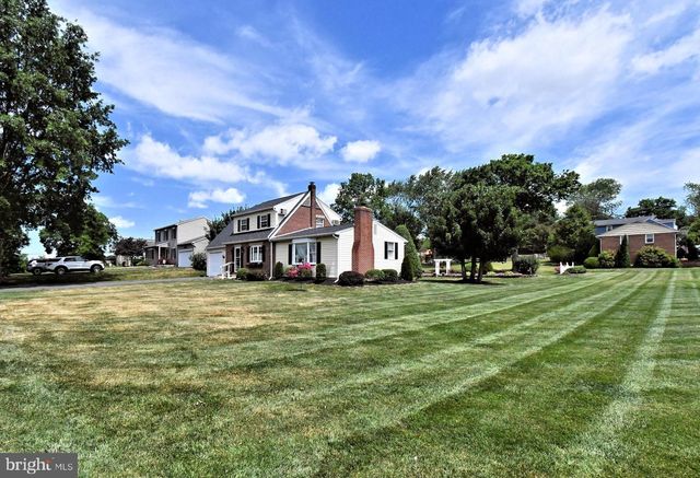 561 PARK AVE, Harleysville, PA 19438