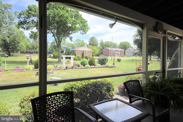 561 PARK AVE, Harleysville, PA 19438