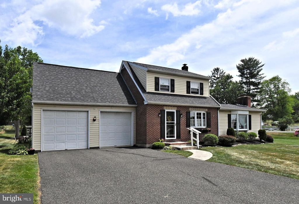 561 PARK AVE, Harleysville, PA 19438