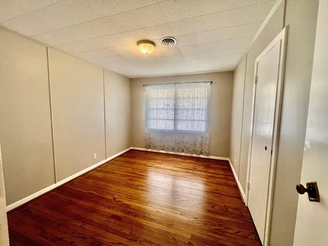 919 Saddle Rock Drive, Houston, TX 77088