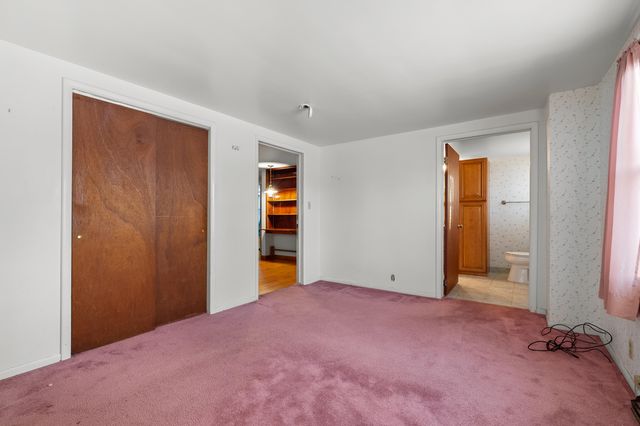 412 6th Avenue, Three Rivers, MI 49093