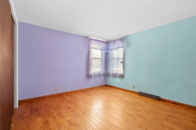 412 6th Avenue, Three Rivers, MI 49093