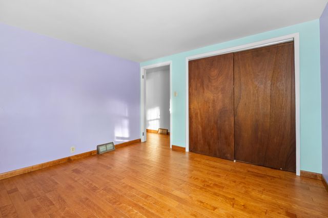 412 6th Avenue, Three Rivers, MI 49093