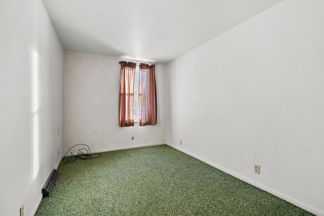 412 6th Avenue, Three Rivers, MI 49093