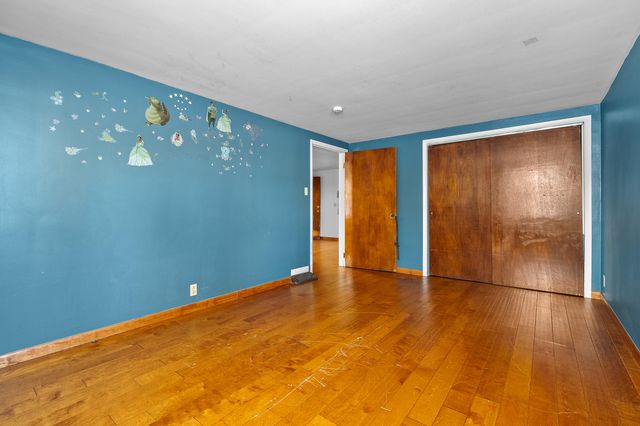 412 6th Avenue, Three Rivers, MI 49093