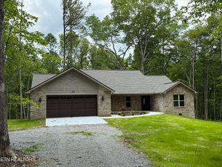 334 Cumberland Cove Rd, Monterey, TN 38574