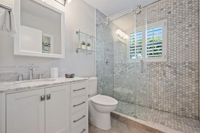 3274 Gifford Ln 3274, Miami, FL 33133