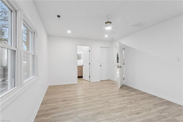 426 Nicewood DR, Newport News, VA 23602