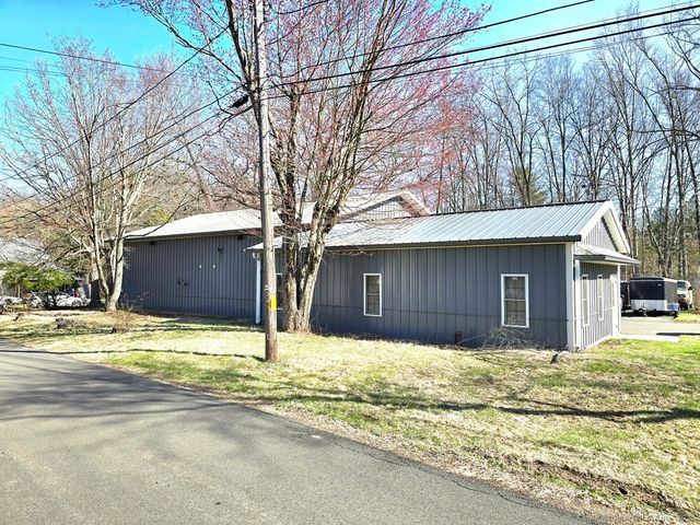 60 Central Avenue, Bloomfield, CT 06002