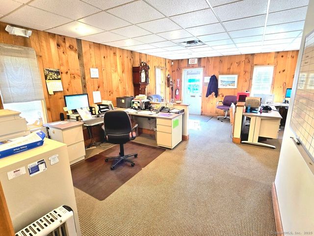 60 Central Avenue, Bloomfield, CT 06002