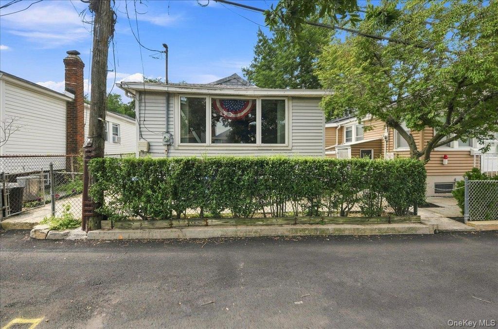 24 A Edgewater Park 24A, Bronx, NY 10465 — exterior