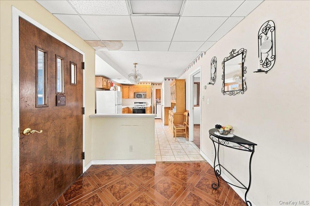 24 A Edgewater Park 24A, Bronx, NY 10465 — photo 4