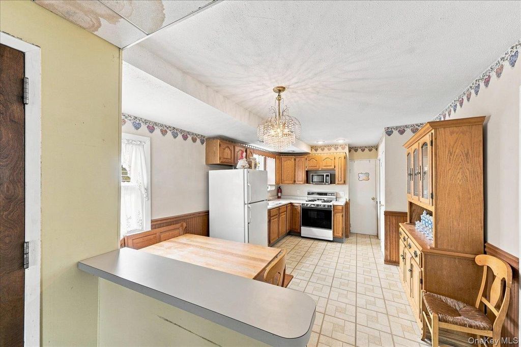 24 A Edgewater Park 24A, Bronx, NY 10465 — photo 5
