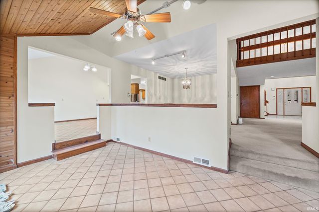 1724 Bent Tree Trail, West Lafayette, IN 47906