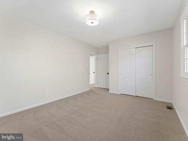 416 COUNTRY CLUB DR, Cherry Hill, NJ 08003