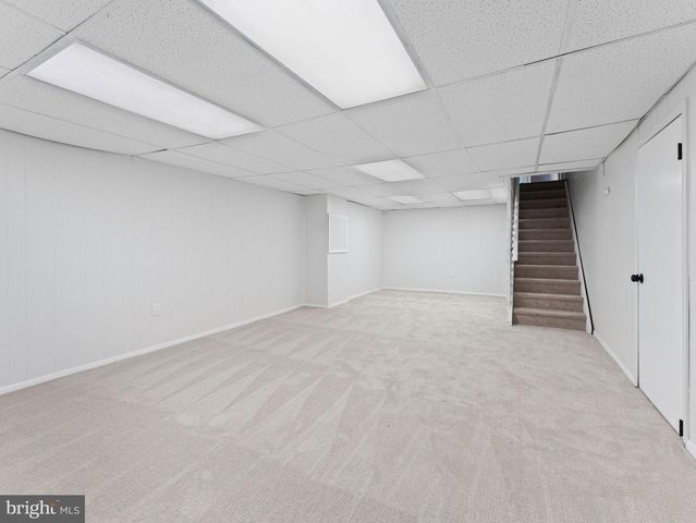 416 COUNTRY CLUB DR, Cherry Hill, NJ 08003