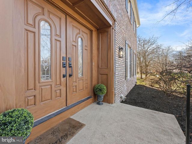 416 COUNTRY CLUB DR, Cherry Hill, NJ 08003