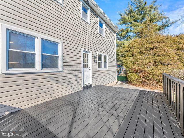 416 COUNTRY CLUB DR, Cherry Hill, NJ 08003