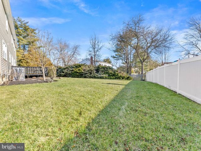 416 COUNTRY CLUB DR, Cherry Hill, NJ 08003