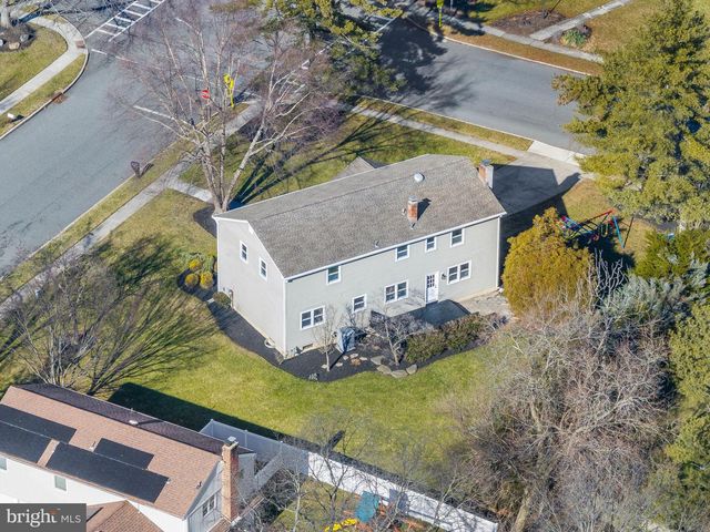 416 COUNTRY CLUB DR, Cherry Hill, NJ 08003