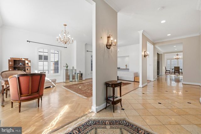 9607 SINGLETON DR, Bethesda, MD 20817