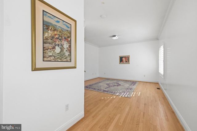 9607 SINGLETON DR, Bethesda, MD 20817