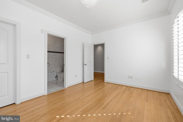 9607 SINGLETON DR, Bethesda, MD 20817