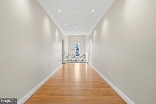 9607 SINGLETON DR, Bethesda, MD 20817