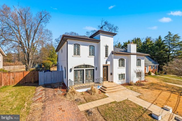 9607 SINGLETON DR, Bethesda, MD 20817