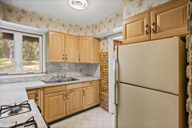 1130 Sanders Road, Glenville, NY 12302