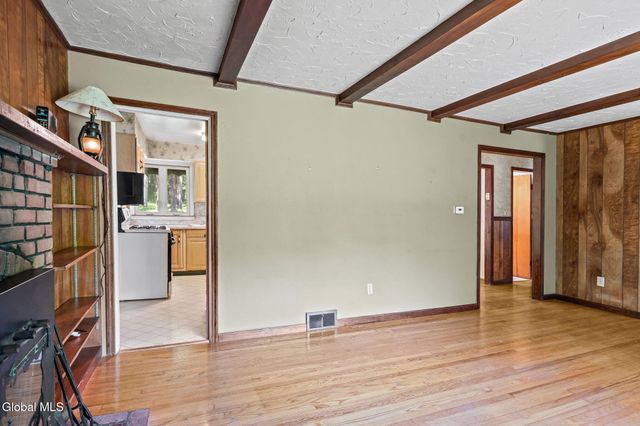 1130 Sanders Road, Glenville, NY 12302