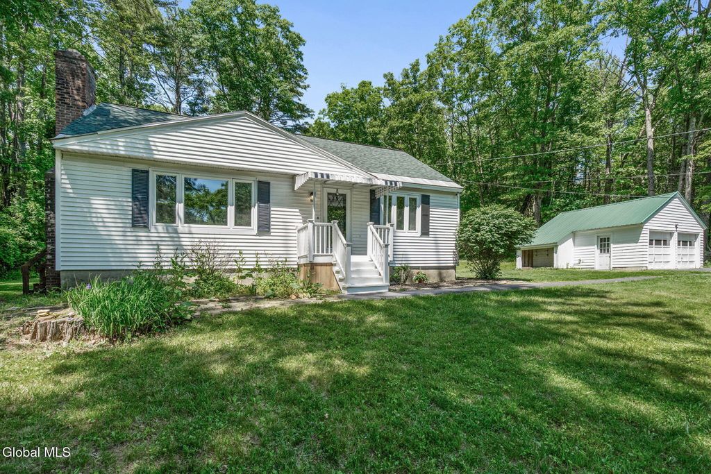 1130 Sanders Road, Glenville, NY 12302