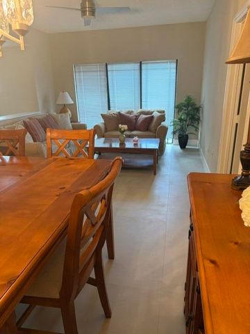 2805 VERONIA Drive 104, Palm Beach Gardens, FL 33410