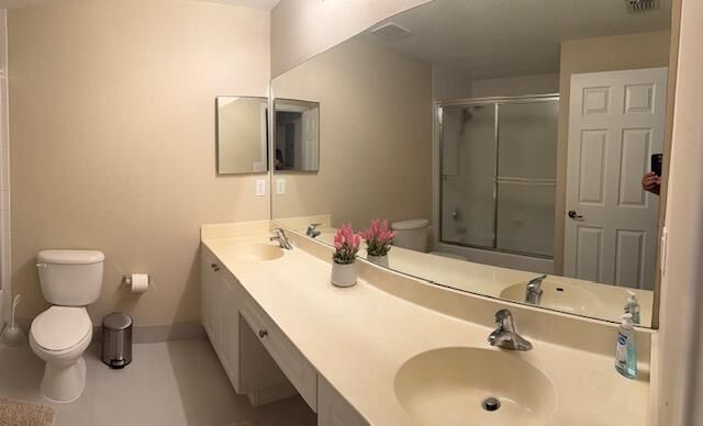 2805 VERONIA Drive 104, Palm Beach Gardens, FL 33410