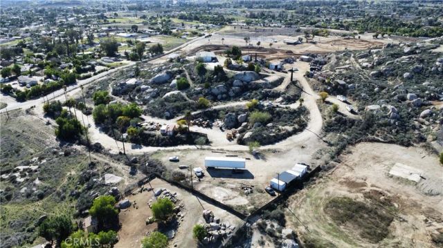 1020 Clayton, Perris, CA 92570