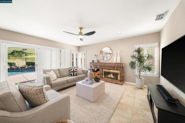 25 Greenridge Pl, Danville, CA 94506