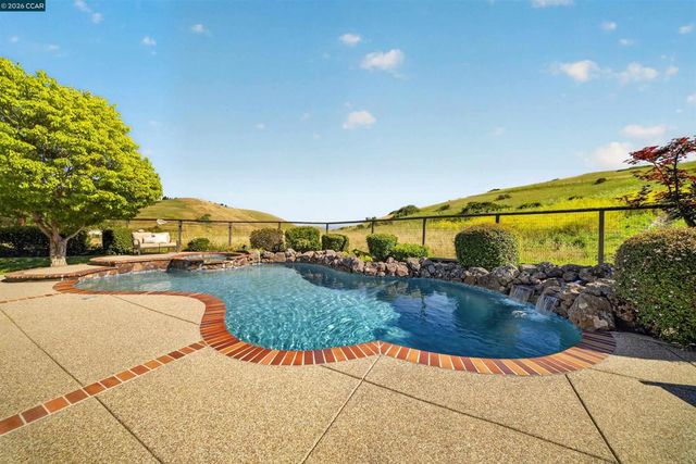 25 Greenridge Pl, Danville, CA 94506