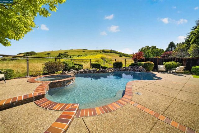 25 Greenridge Pl, Danville, CA 94506