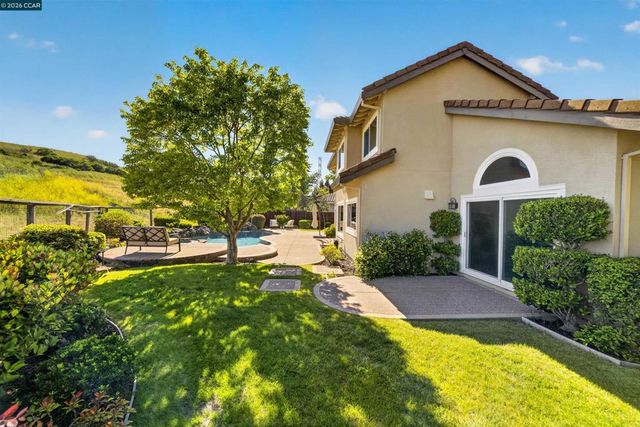 25 Greenridge Pl, Danville, CA 94506