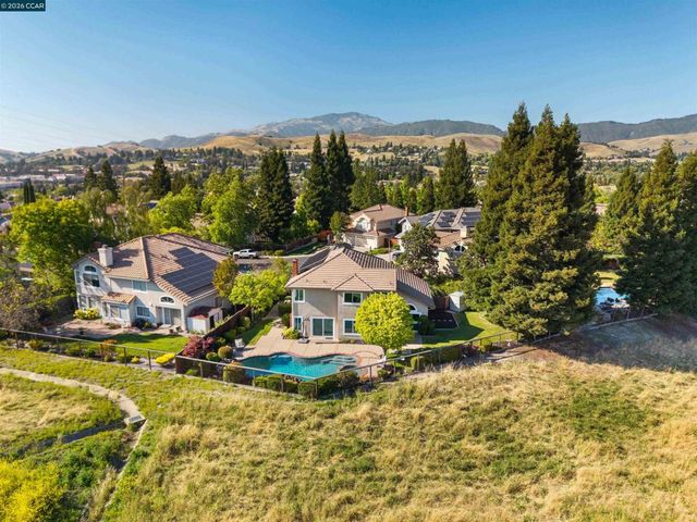 25 Greenridge Pl, Danville, CA 94506