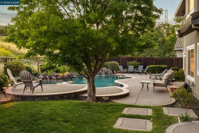 25 Greenridge Pl, Danville, CA 94506